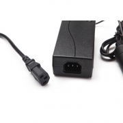 Bộ chuyển đổi nguồn điện 220V sang 12V 