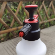 Bình xịt tạo bọt tuyết rửa xe thế hệ mới